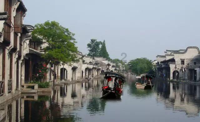 《探索她的名字叫什么用英语怎么说,解锁无限知识星球!》